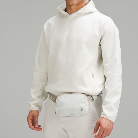 Lululemon Vapor Gold Everywhere Belt Bag (Brand New) - Picture 6 of 6